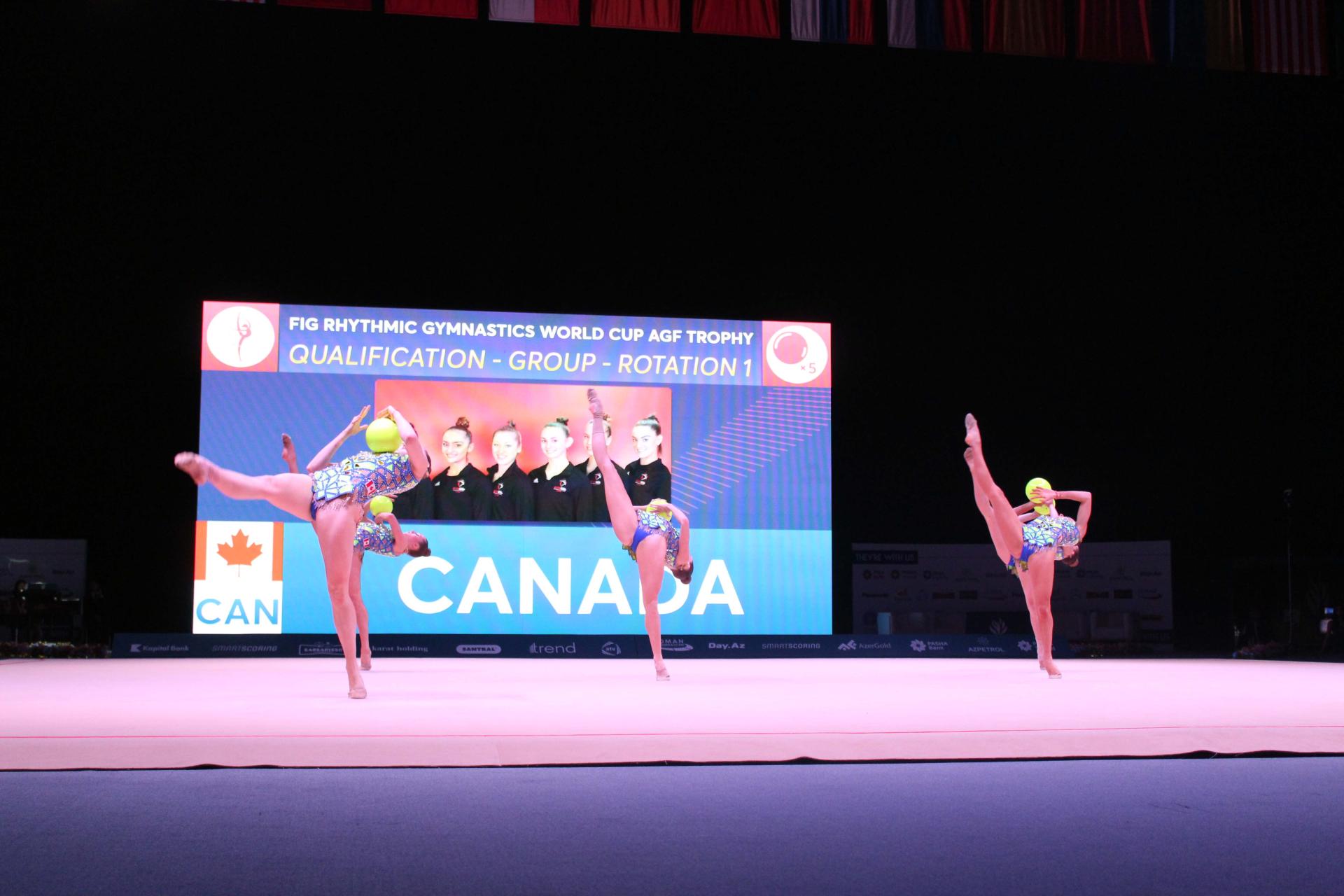 На Кубке мира по художественной гимнастике в Баку определились команды-финалисты в групповых упражнениях (ФОТО)