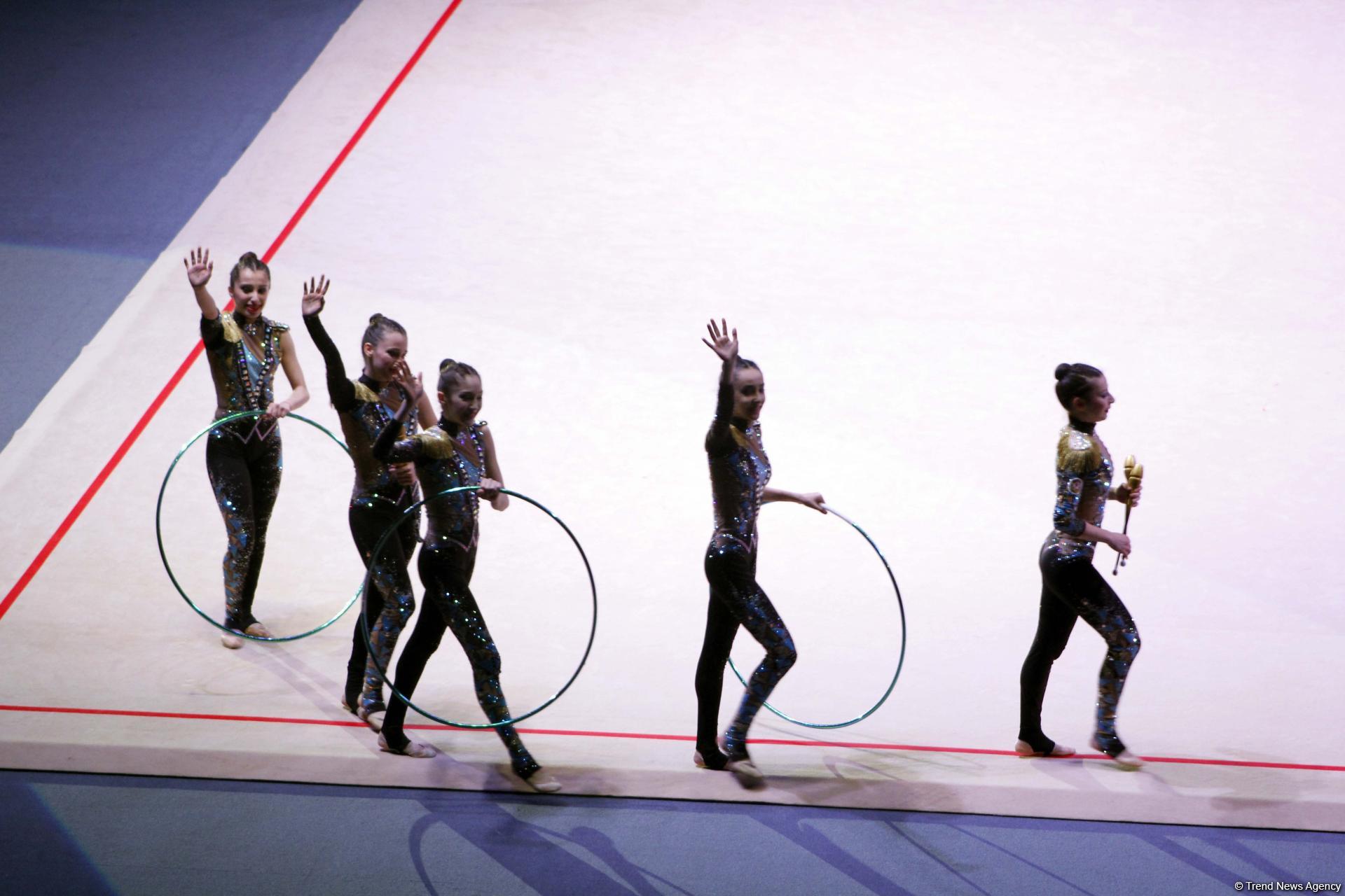 Qualifications of teams in group exercises with three hoops, two pairs of clubs held in World Cup (PHOTO)