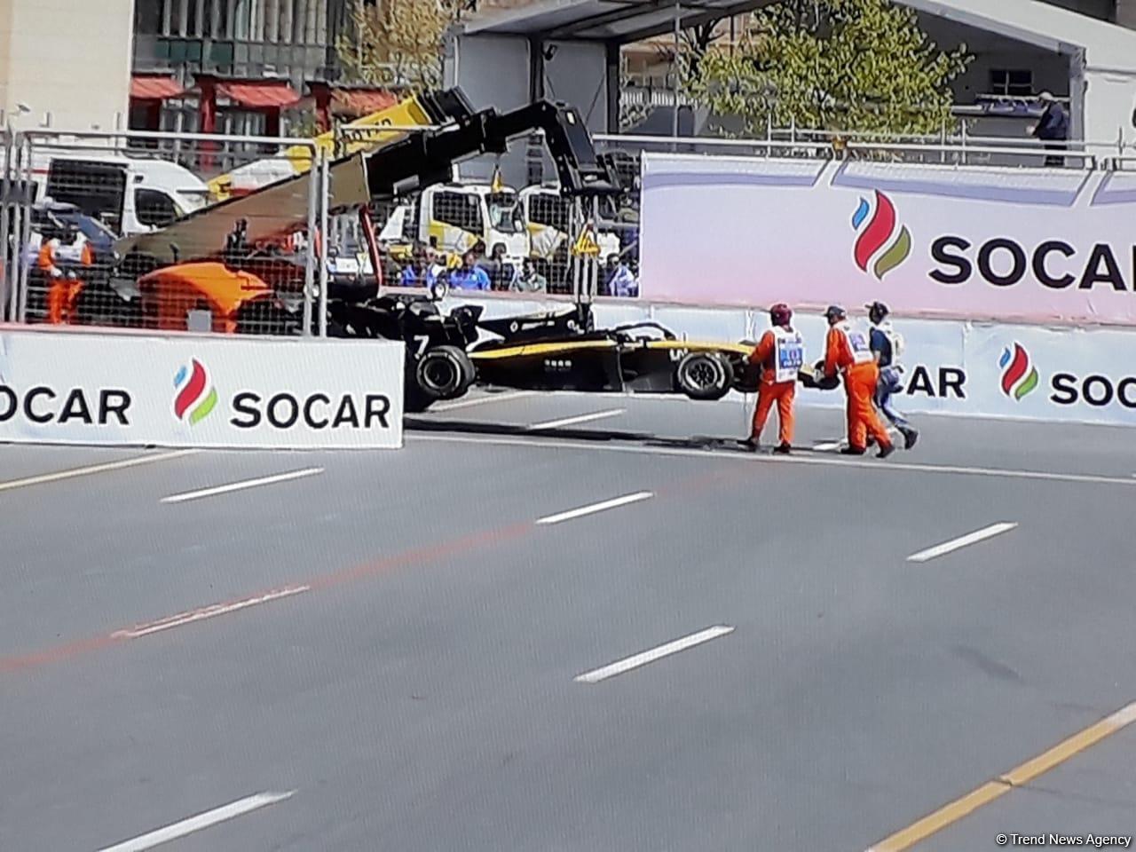 3 pilots of F2™ stop race due to accident at Formula 1 SOCAR Azerbaijan Grand Prix 2019 (PHOTO)