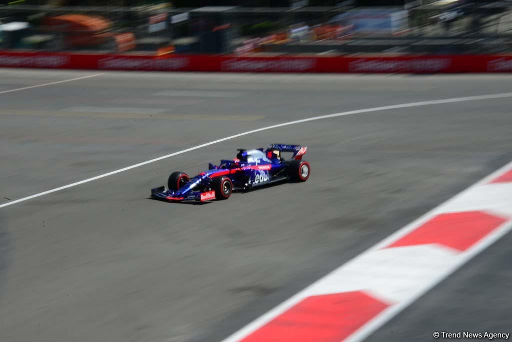 Завершилась третья сессия свободных заездов Гран При Формулы 1 SOCAR Азербайджан (ФОТО)