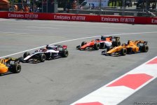 В рамках Гран при Формулы 1 SOCAR Азербайджан стартовала вторая гонка F2 (ФОТО)