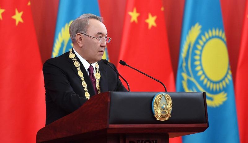 Xi Jinping awards Nursultan Nazarbayev with China's Friendship Order (PHOTO)