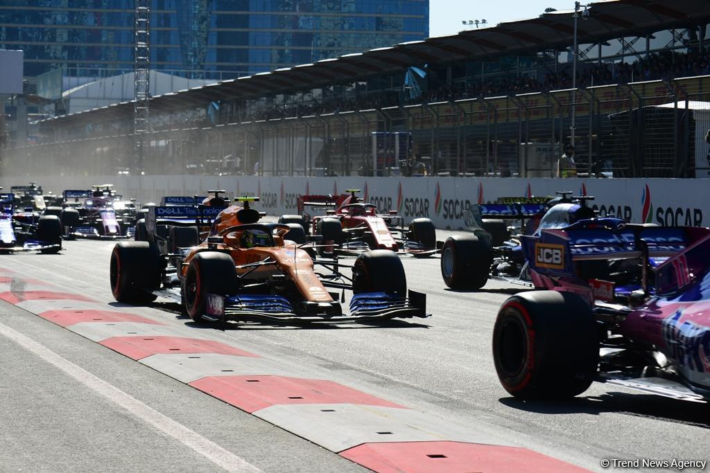 Грандиозная церемония открытия Гран-при Формулы 1 SOCAR Азербайджан в Баку (ФОТОРЕПОРТАЖ)