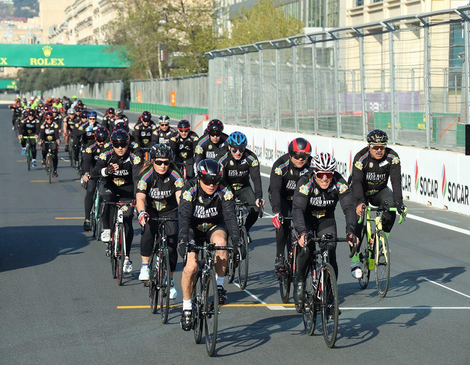 На гоночной трассе Гран при Формулы 1 SOCAR Азербайджан состоялся велопробег (ФОТО)