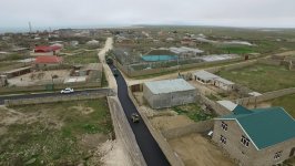 В бакинских поселках идет масштабная реконструкция дорожной инфраструктуры (ФОТО) - Gallery Thumbnail