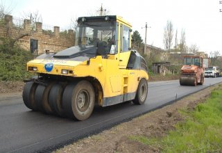 В Азербайджане продолжаются масштабные работы по строительству и восстановлению дорожной инфраструктуры (ФОТО)