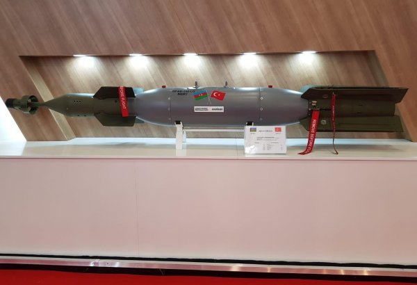 Azərbaycan “IDEF-2019” sərgisində ilk dəfə aviasiya bombasını nümayiş etdirib