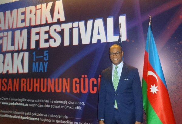 В Баку открылся Фестиваль американских фильмов "Сила человеческого духа" (ФОТО)