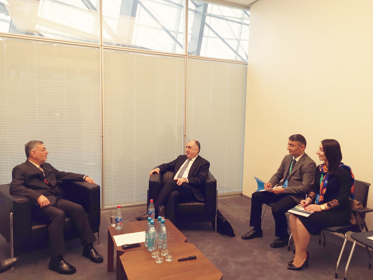 Mammadyarov meets with Secretary General of ECO (PHOTO)