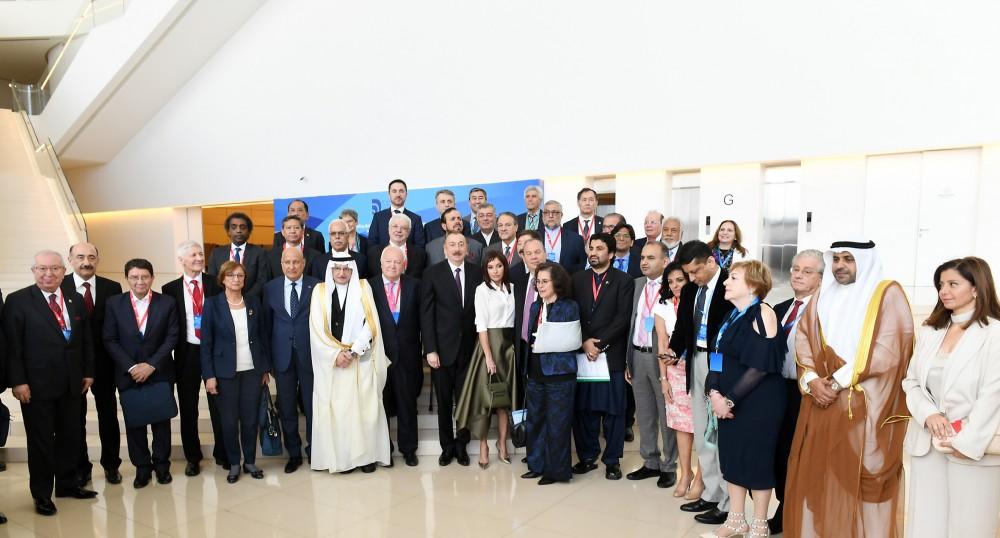 Президент Ильхам Алиев и Первая леди Мехрибан Алиева приняли участие в открытии V Всемирного форума по межкультурному диалогу в Баку (ФОТО) (версия 5)