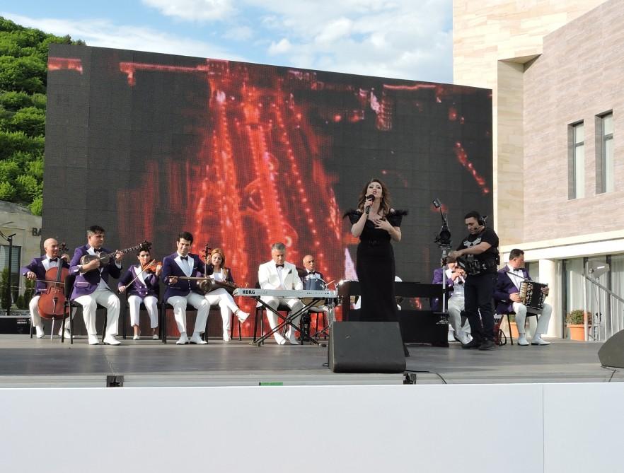 Фонд Гейдара Алиева организовал в Шеки очередную концертную программу (ФОТО)
