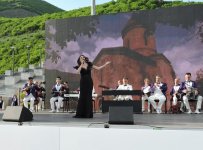 Heydər Əliyev Fondu növbəti konsert proqramını Şəkidə təşkil edib (FOTO)