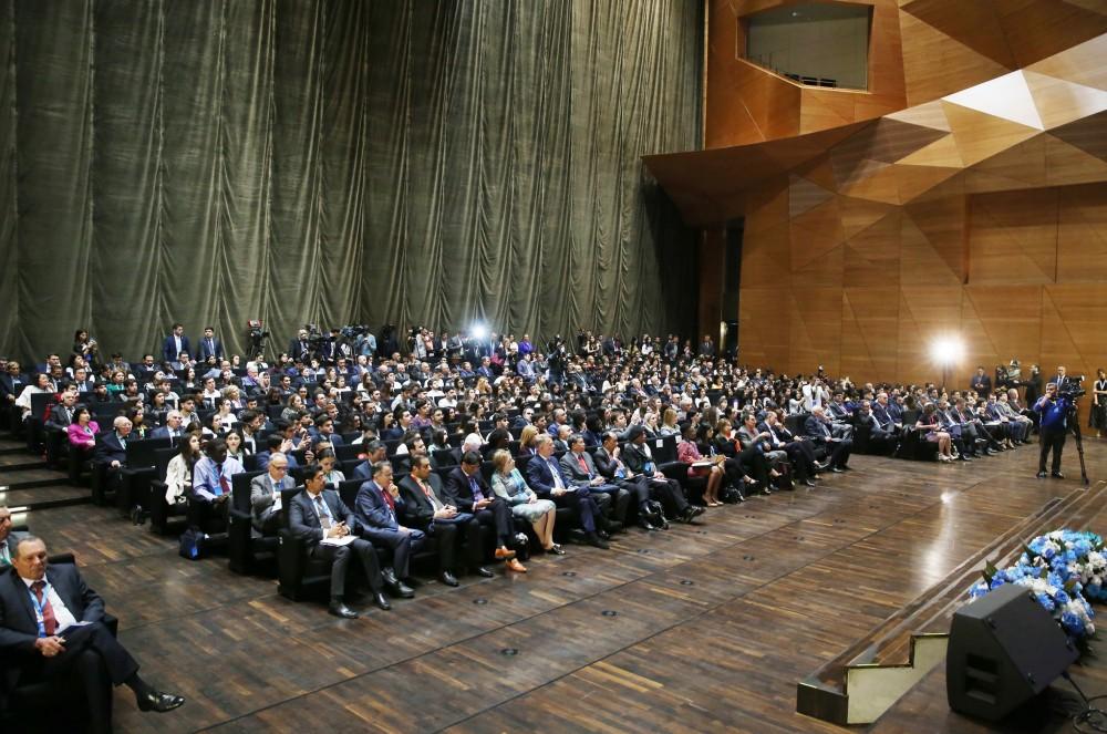Vice-President of Heydar Aliyev Foundation Leyla Aliyeva attends plenary session of 5th World Forum on Intercultural Dialogue (PHOTO)