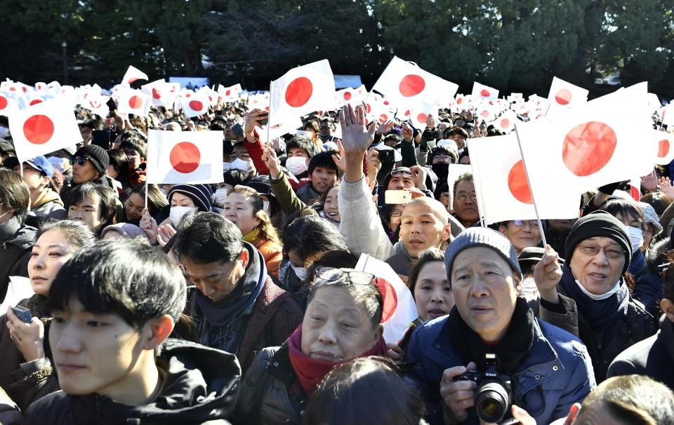 В Японии почтили память погибших 25 лет назад от землетрясения в Кобе