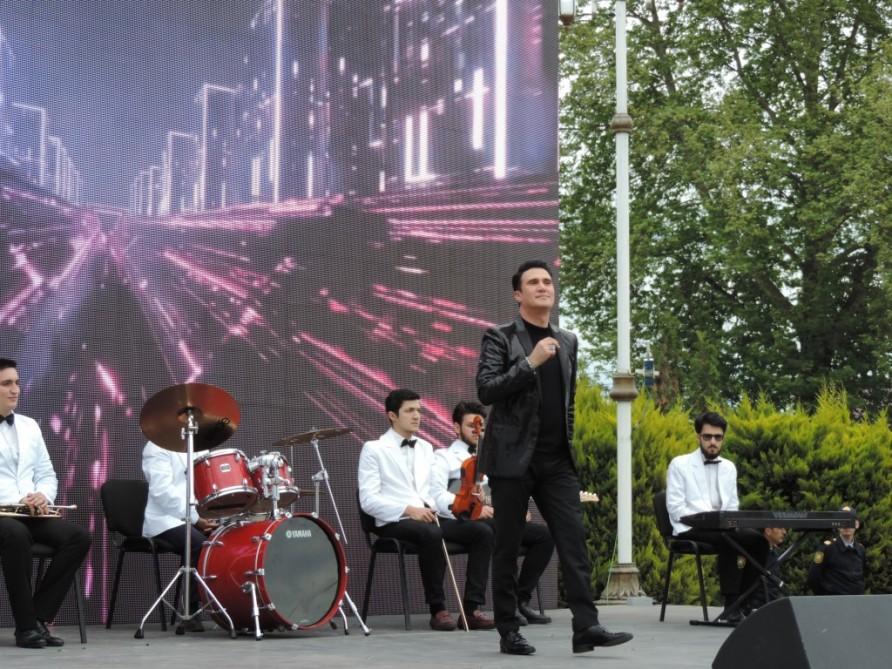 Фонд Гейдара Алиева организовал для жителей Хачмаза концерт (ФОТО)