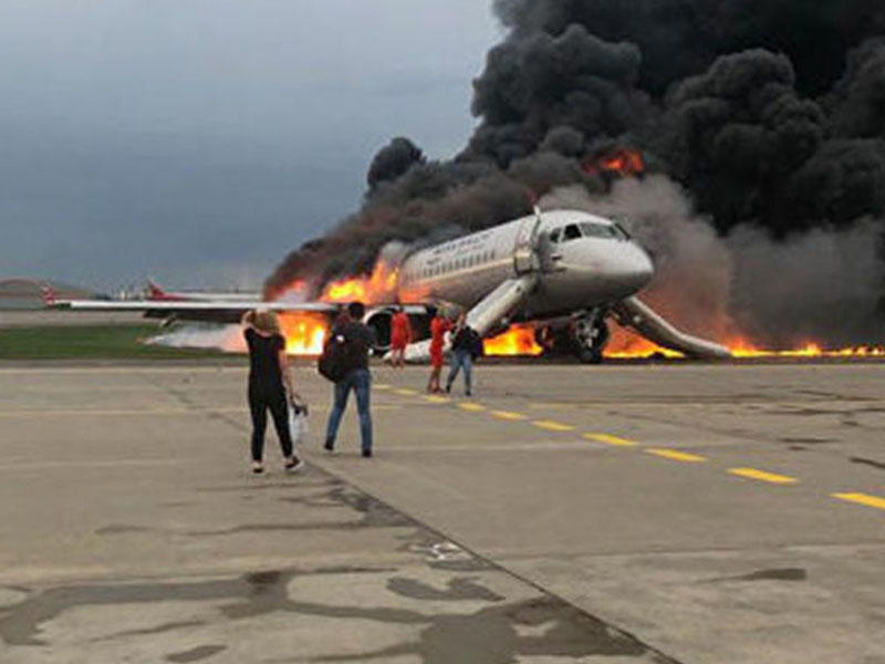 МИД: Среди жертв авиакатастрофы в "Шереметьево" нет граждан Азербайджана