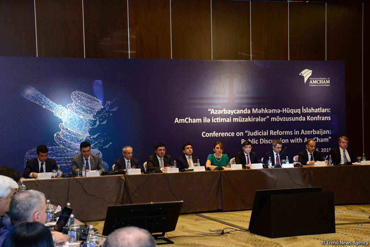 В Баку состоялась конференция по судебно-правовым реформам (ФОТО)