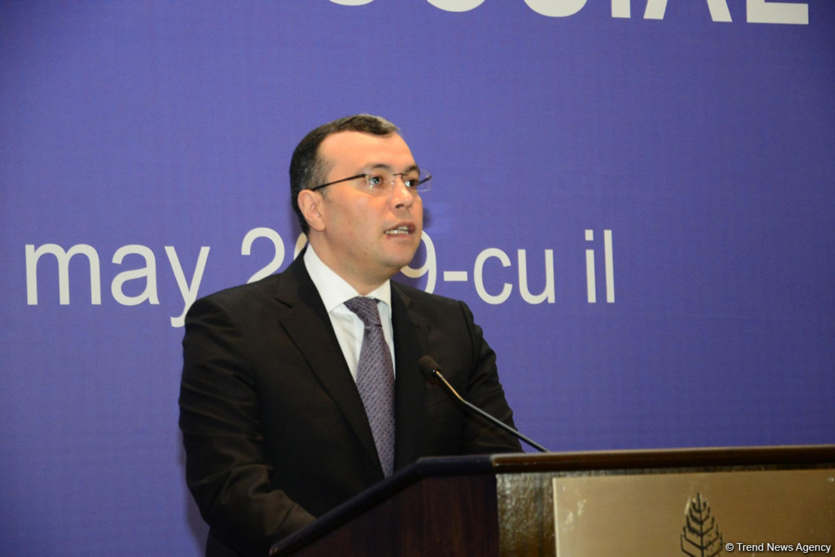 Сахиль Бабаев: Азербайджан - одна из 29 стран мира, где уровень бедности снижен до 5%