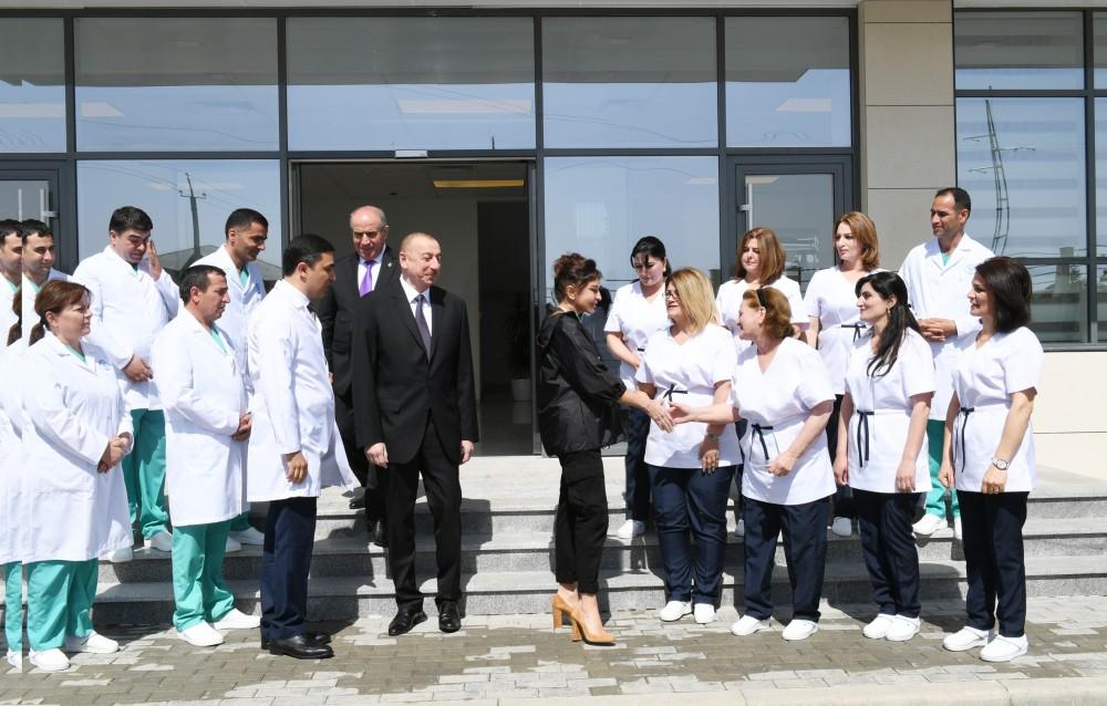 Azerbaijani president, first lady inaugurate Gobustan District Central Hospital (PHOTO)