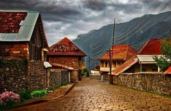 Azerbaijan may use rural houses to accommodate tourists