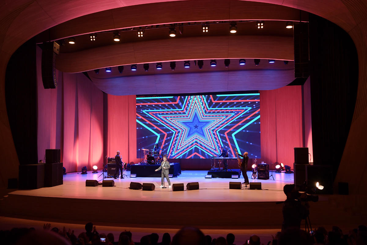 Heydər Əliyev Mərkəzində Tomas Andersin konserti olub (FOTO/VİDEO)