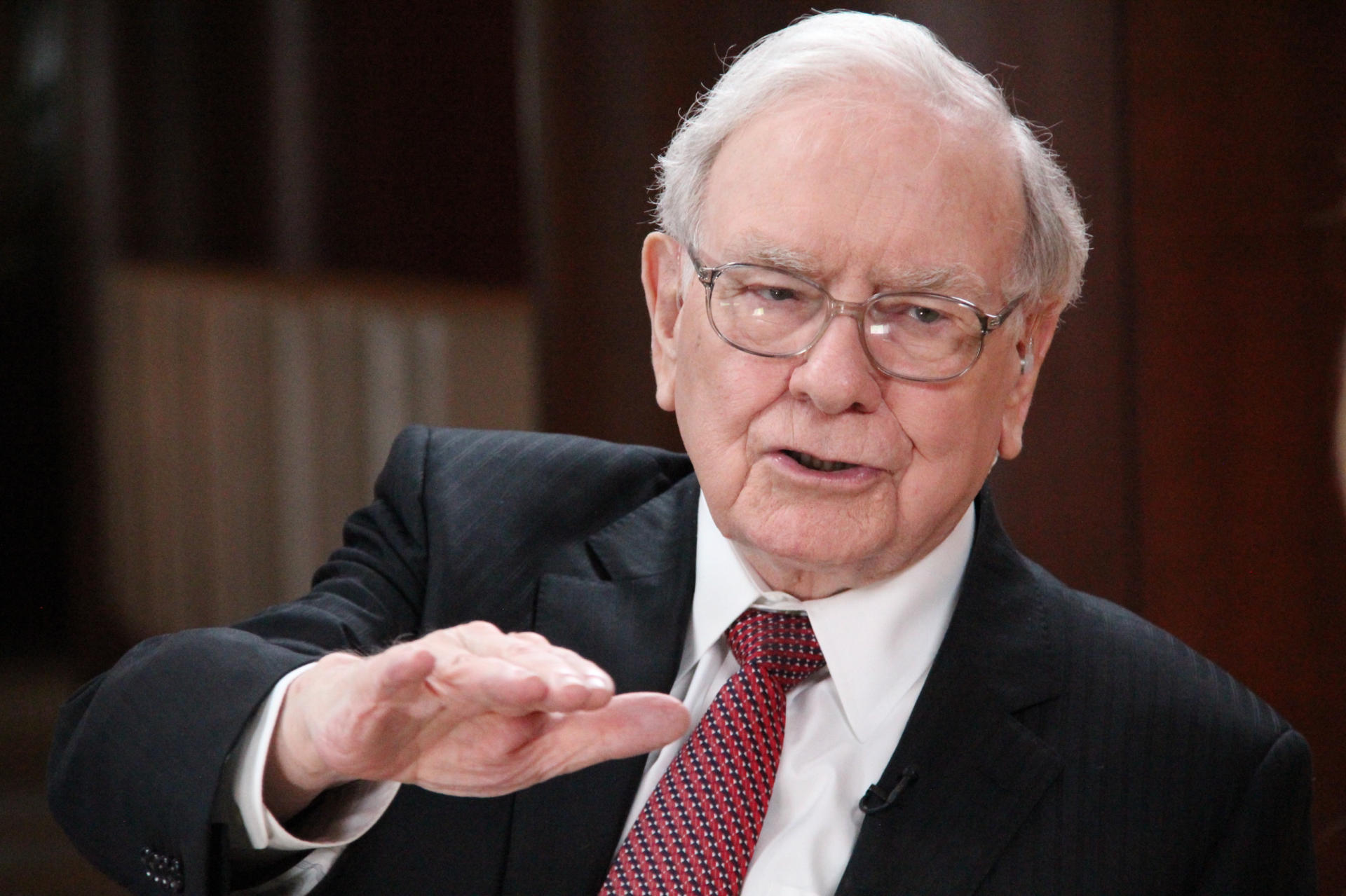 Warren Buffett's charity lunch with cryptocurrency entrepreneur postponed