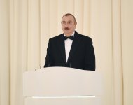Президент Ильхам Алиев и Первая леди Мехрибан Алиева приняли участие в торжественной церемонии, посвященной 96-летию Гейдара Алиева и 15-летию Фонда Гейдара Алиева (ФОТО)