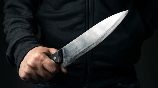 Bakıda mübahisə - 17 yaşlı yeniyetmə bıçaqlandı
