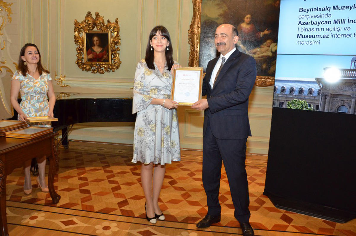 В Баку прошла церемония награждения лучших директоров музеев (ФОТО)