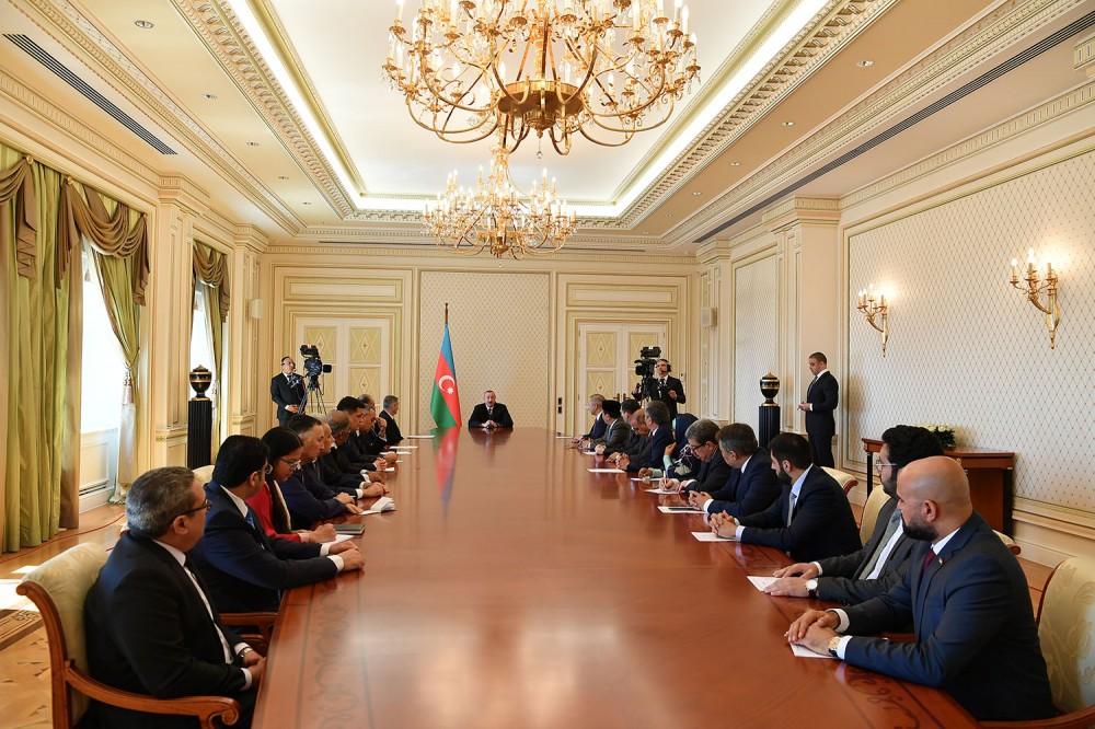 President Aliyev receives ambassadors, heads of diplomatic missions of Muslim countries to Azerbaijan (PHOTO)
