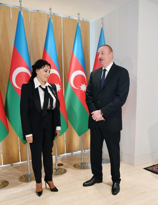 Президент Ильхам Алиев и Первая леди Мехрибан Алиева встретились с главой Всероссийской федерации художественной гимнастики (ФОТО) (версия 2)