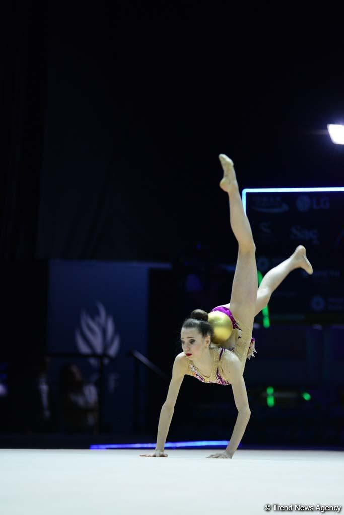 В Национальной арене гимнастики в Баку продолжаются соревнования Чемпионата Европы (ФОТО)