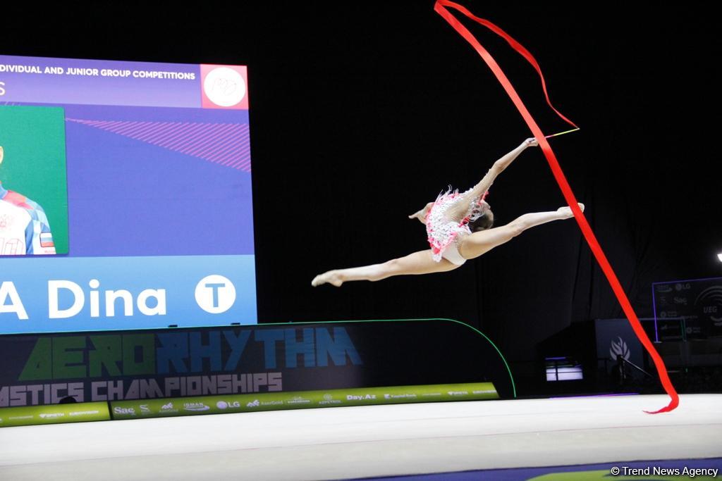 Дина Аверина выиграла золотую медаль Чемпионата в упражнениях с лентой