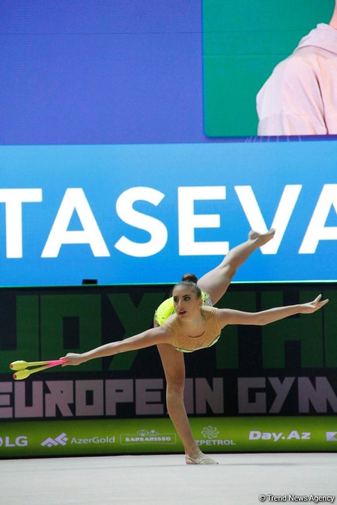 Bədii gimnastika üzrə 35-ci Avropa Çempionatının final yarışlarından maraqlı anlar (FOTO)