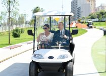 Azerbaijani president, first lady attend opening of garden and Central Park in Baku (PHOTO)