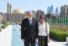 Azerbaijani president, first lady attend opening of garden and Central Park in Baku (PHOTO) (UPDATED)