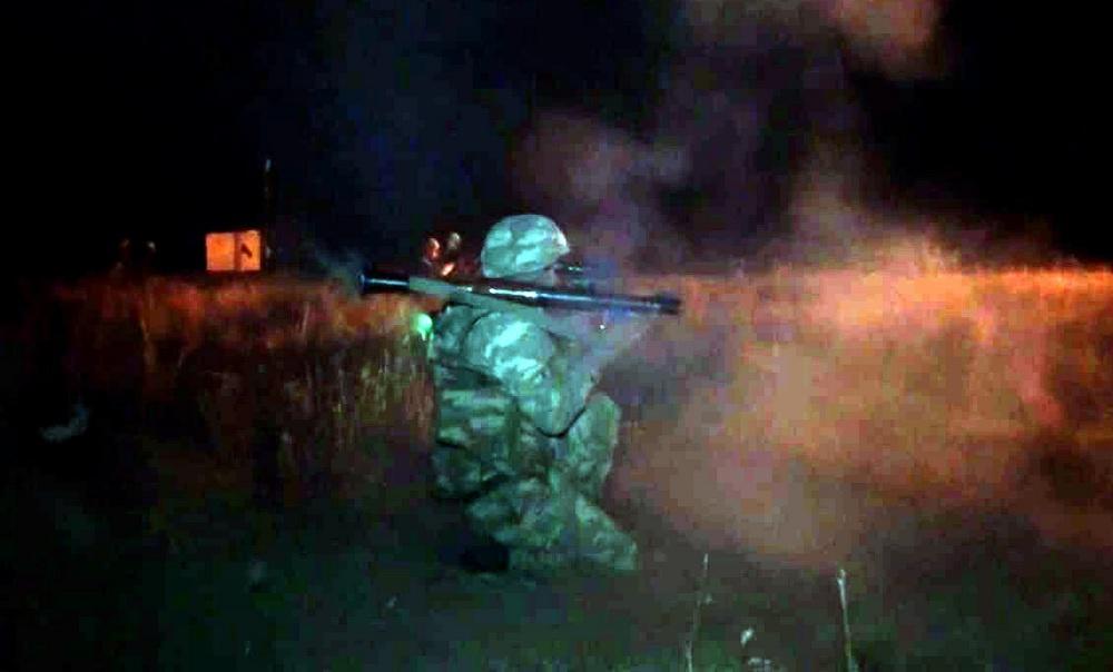 Азербайджанская армия провела этап учений с боевой стрельбой в ночное время (ФОТО/ВИДЕО)