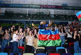 Желаю сборной Азербайджана удачи и побед – зрительница Чемпионата Европы в Баку