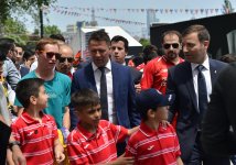 Оуэн и Тольдо открыли Фестиваль Лиги Европы УЕФА в Баку (ФОТО)