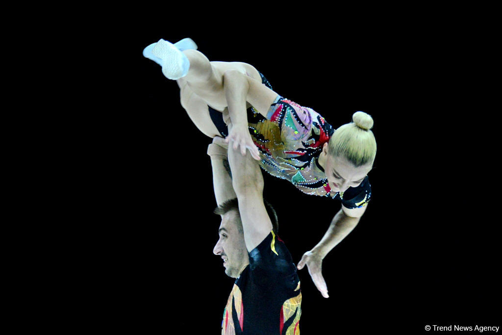 Гимнасты из Венгрии завоевали золотую медаль Чемпионата Европы по аэробной гимнастике среди смешанных пар