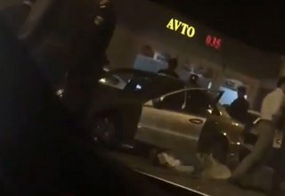Bakıda sükan arxasında sürücünün ürəyi dayandı (VİDEO)