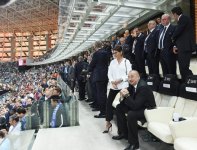 Azərbaycan Prezidenti İlham Əliyev və birinci xanım Mehriban Əliyeva Bakı Olimpiya Stadionunda UEFA Avropa Liqasının final oyununa baxıblar (FOTO) (YENİLƏNİB)