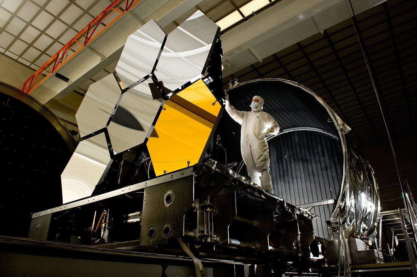 Инженеры НАСА завершили проверку самого дорогого телескопа мира