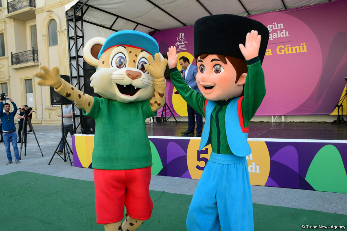 Mascots of 15th Summer European Youth Olympic Festival presented in Baku (PHOTO)