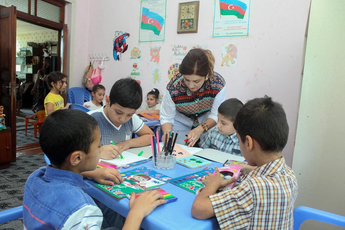 В Азербайджане будут функционировать около 200 центров социальных услуг (ФОТО)
