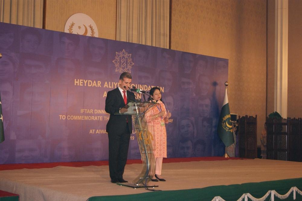 Президент и первая леди Пакистана приняли участие в мероприятии, проведенном для детей в Исламабаде при поддержке Фонда Гейдара Алиева (ФОТО) (версия 3)