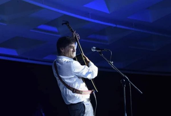 От чистого сердца – юбилейный вечер Сархана Сархана в Баку (ВИДЕО, ФОТО)