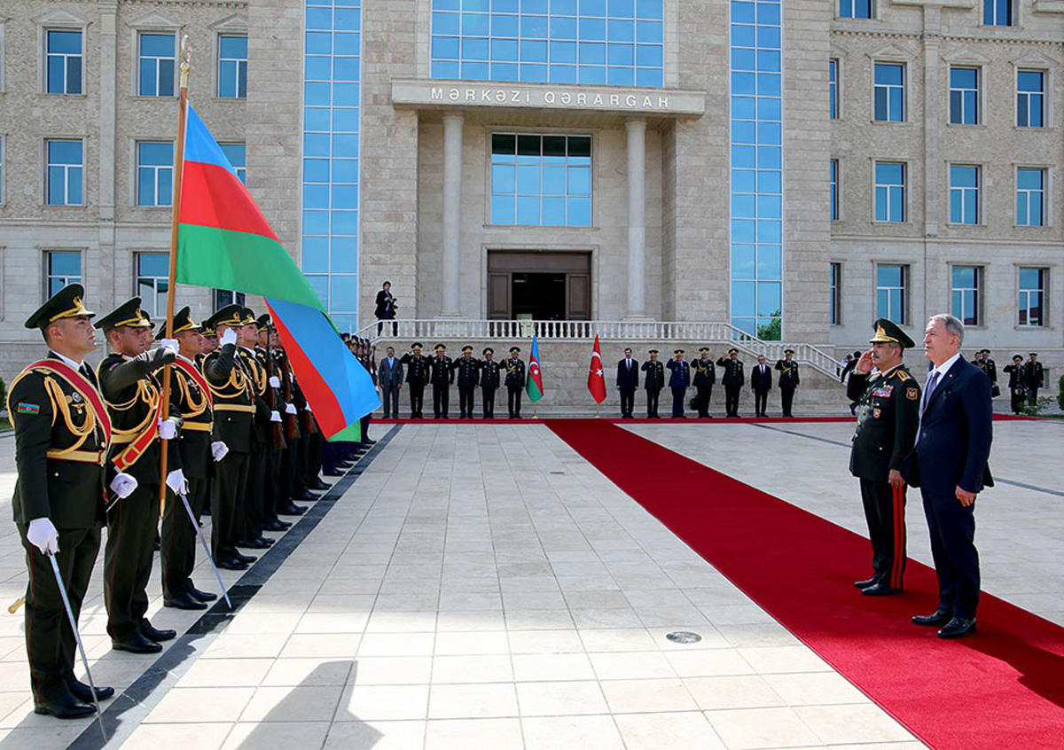 В Нахчыване прошла встреча глав минобороны Азербайджана и Турции (ФОТО/ВИДЕО)