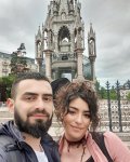 Влюбленная пара на улицах городов мира исполняет азербайджанские песни (ВИДЕО, ФОТО)