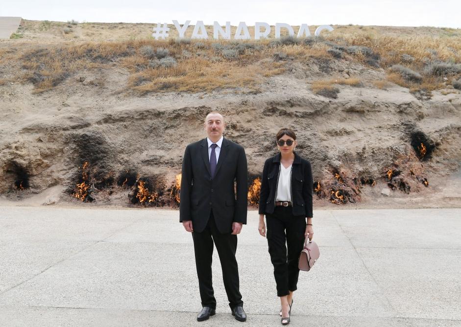 Президент Ильхам Алиев и Первая леди Мехрибан Алиева приняли участие в открытии заповедника «Янардаг» после капитальной реконструкции (ФОТО) (версия 2) - Gallery Image